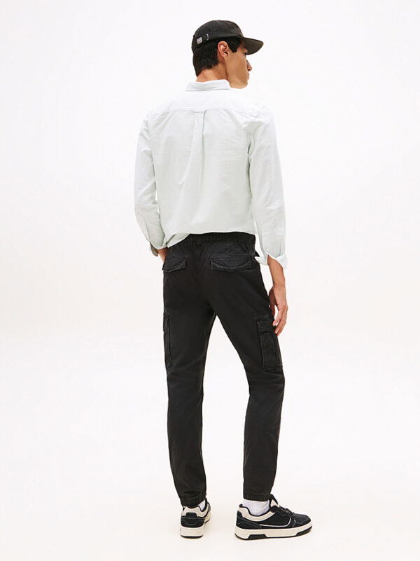 TOMMY JEANS SCANTON BLACK CARGO PANTS - Image 2