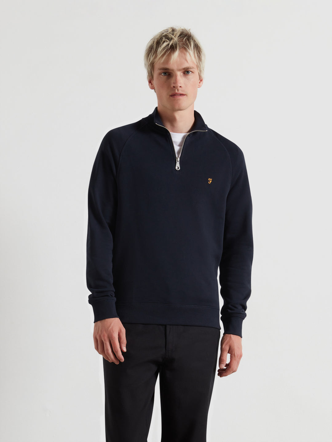 FARAH JIM 1/4 ZIP NAVY SWEATER